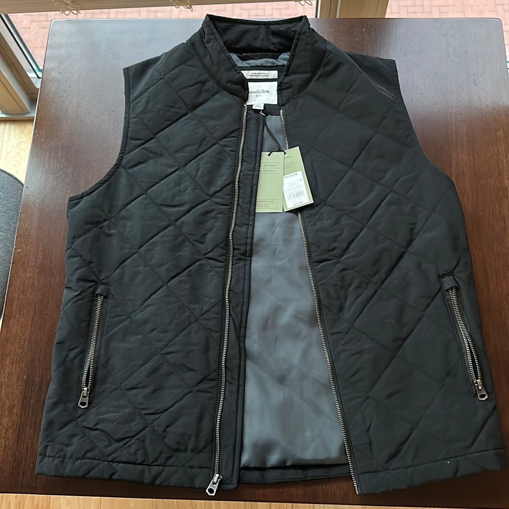 NWT Goodfellow & Co Mens Diamond Quilted Vest - Water Resistant